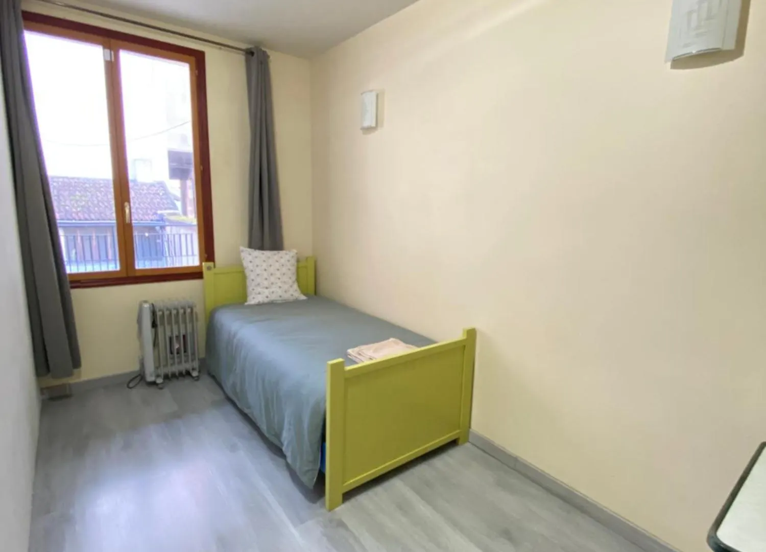 Séjour chez l'habitant Appartement En Face De La Gare No1 à Roanne